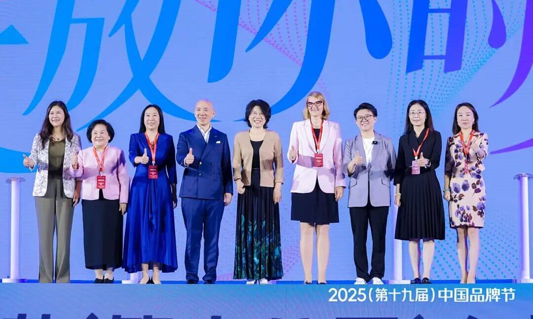 九学王集团创始人、董事长刘衍兵荣登《2025中国品牌青年500强》 引领智能教育新航向